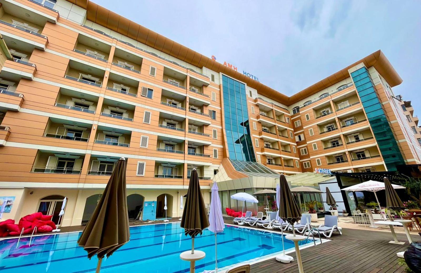 Amh Hotel Дуррес Экстерьер фото
